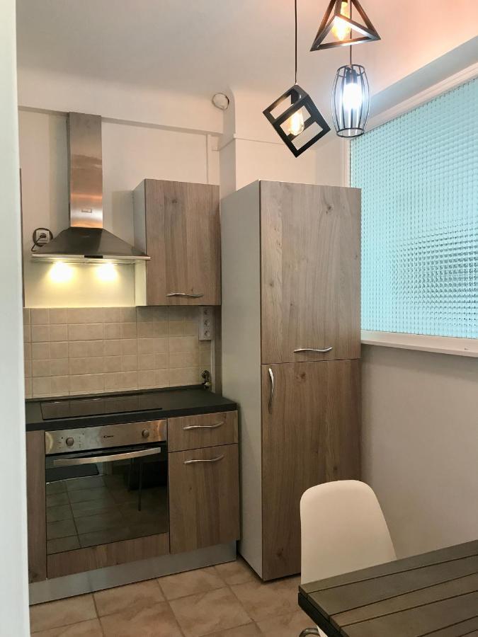 Centre T2 Derrière Martinez 3' à Pied Cannes
